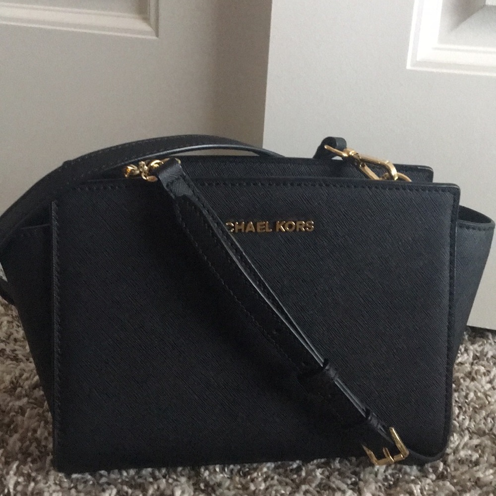 Selma Medium Saffino Leather Crossbosy